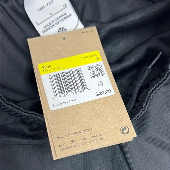 NWT Boys Small Nike Black and White Athletic Shorts - Picture 3 of 7